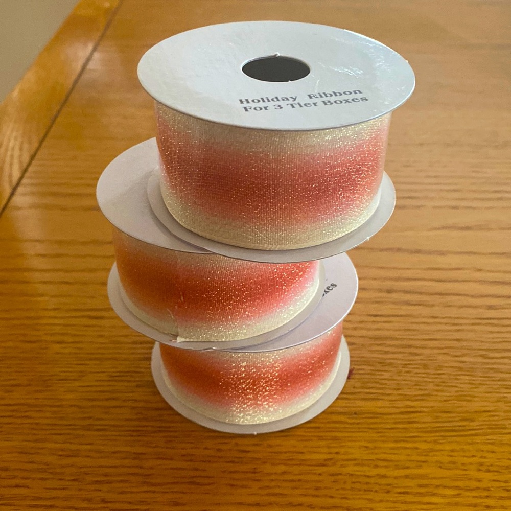 π NIB Holiday Ribbon Set of 3 - Picture 1 of 3